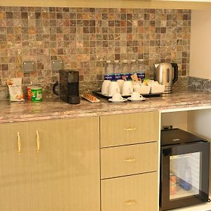 Signature King Suite